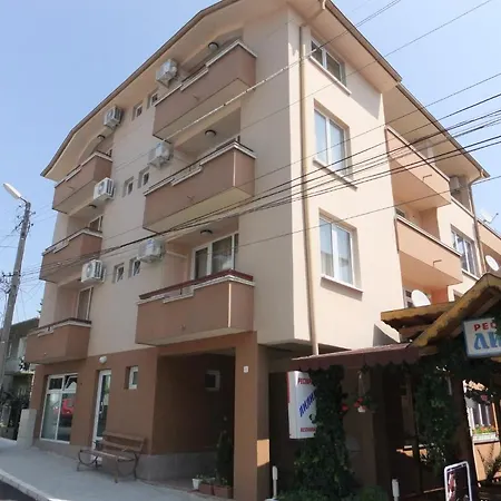 Lilia Apartment Obzor